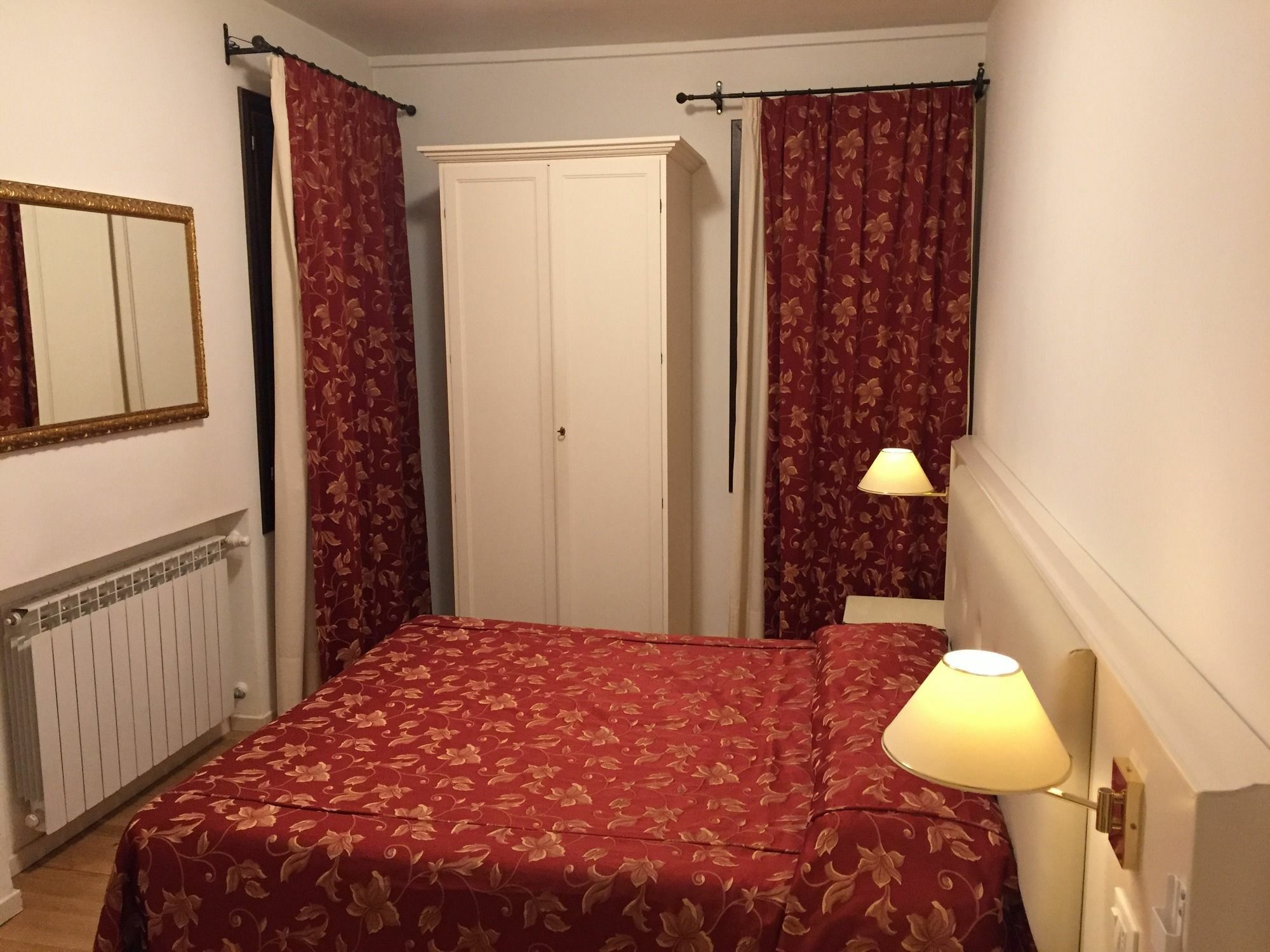 Albergo ai Tolentini Venesia Bagian luar foto
